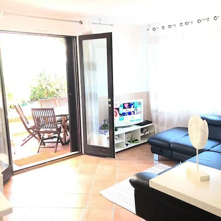 3 Piece Avec Piscine Next Monte-carlo 아파트 로퀴에브륀캡마르탱